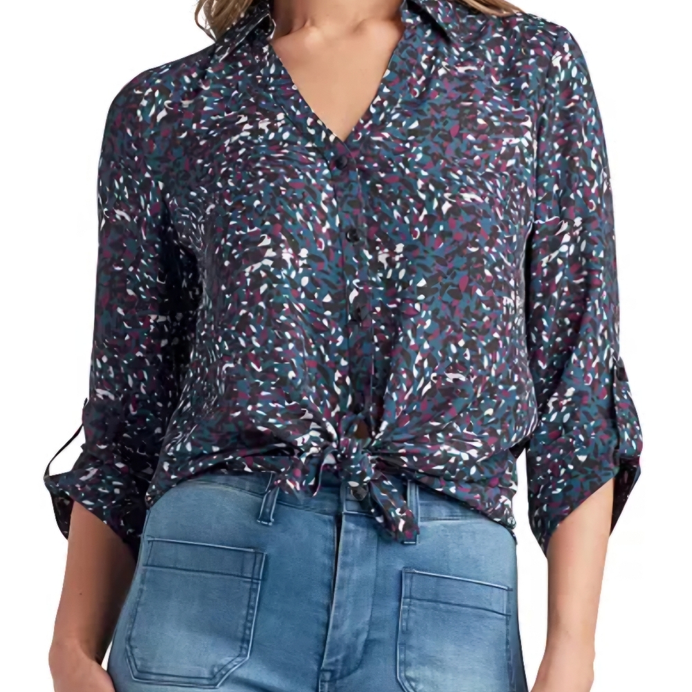 Juniors' Printed Button-Front Tie-Hem Roll-Tab-Sleeve Top